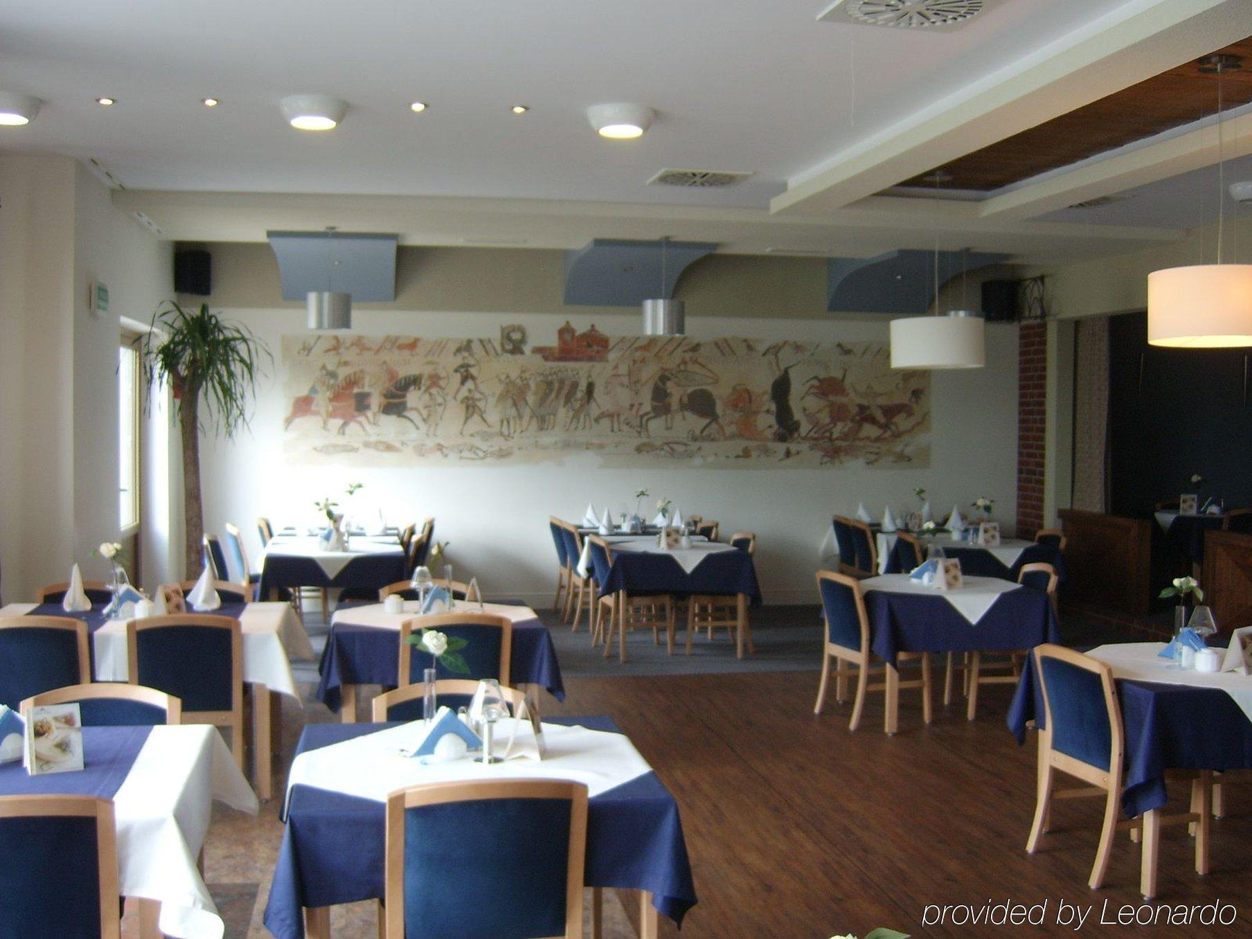 Grot Hotel Malbork Restoran fotoğraf