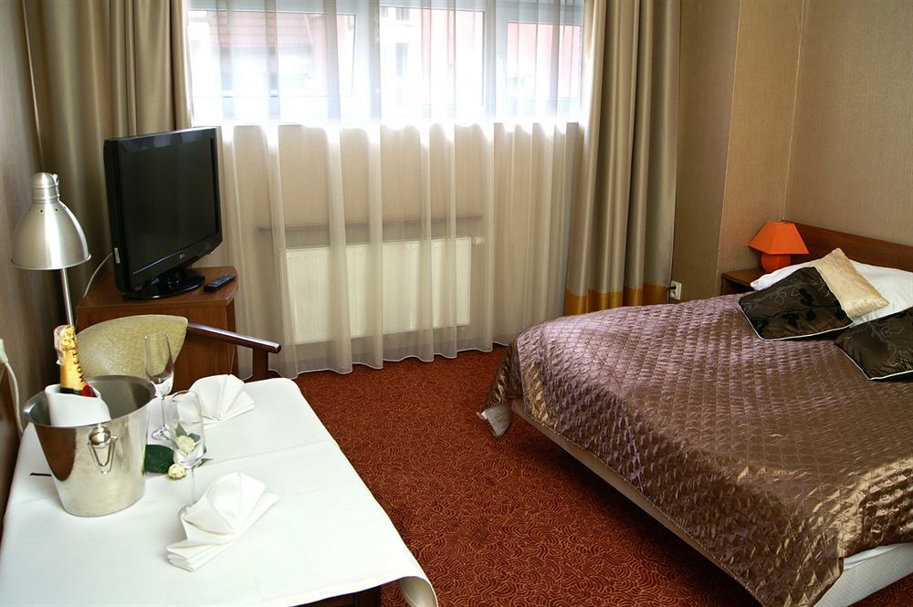 Grot Hotel Malbork Dış mekan fotoğraf