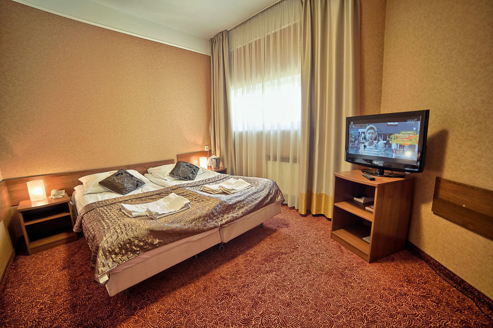 Grot Hotel Malbork Dış mekan fotoğraf