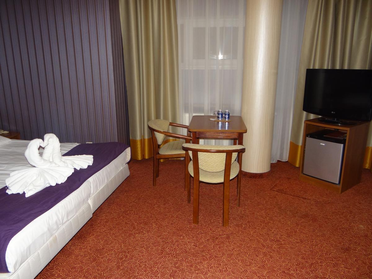 Grot Hotel Malbork Dış mekan fotoğraf