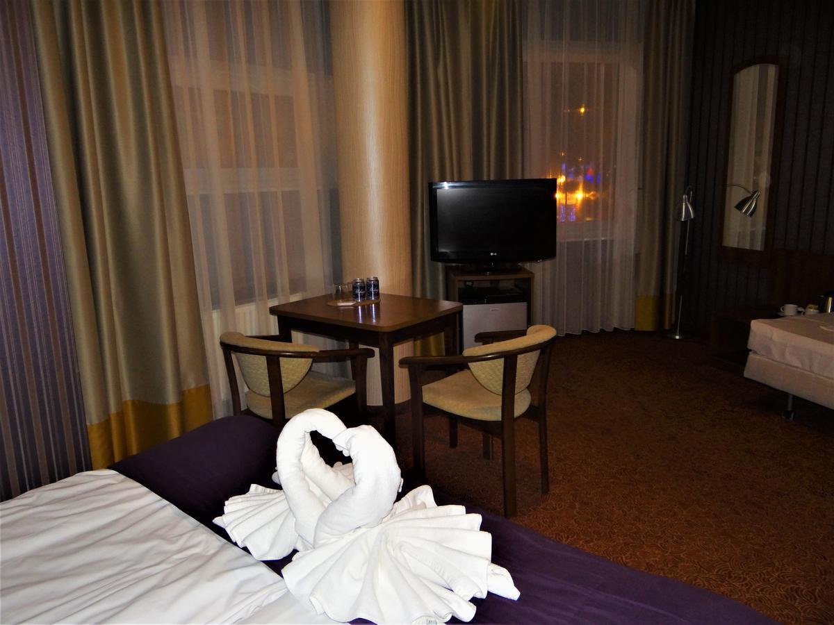 Grot Hotel Malbork Dış mekan fotoğraf