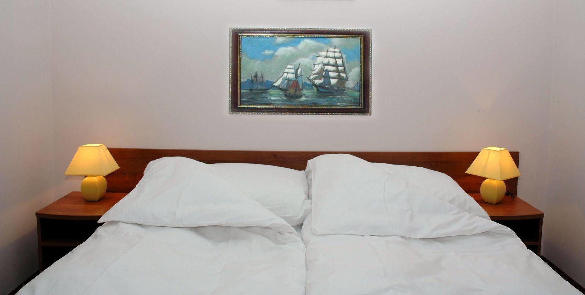 Grot Hotel Malbork Dış mekan fotoğraf
